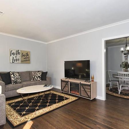 Blue Flamingo'S Charming Home-Heart Of Tulsa2- Cherry St-Expo-11Th Bagian luar foto