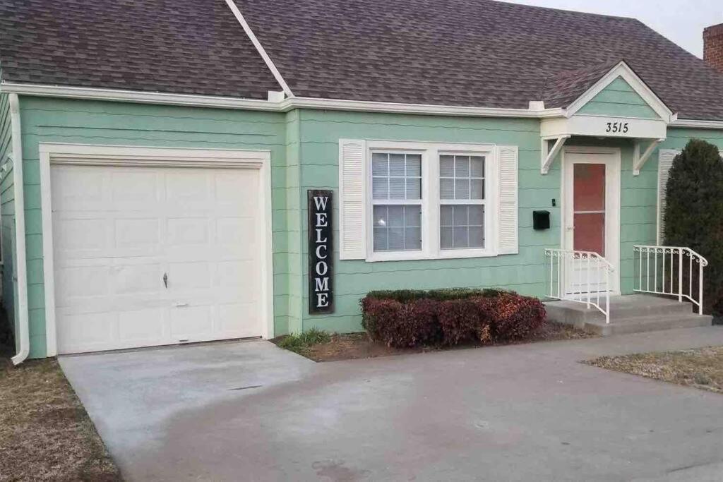 Blue Flamingo'S Charming Home-Heart Of Tulsa2- Cherry St-Expo-11Th Bagian luar foto