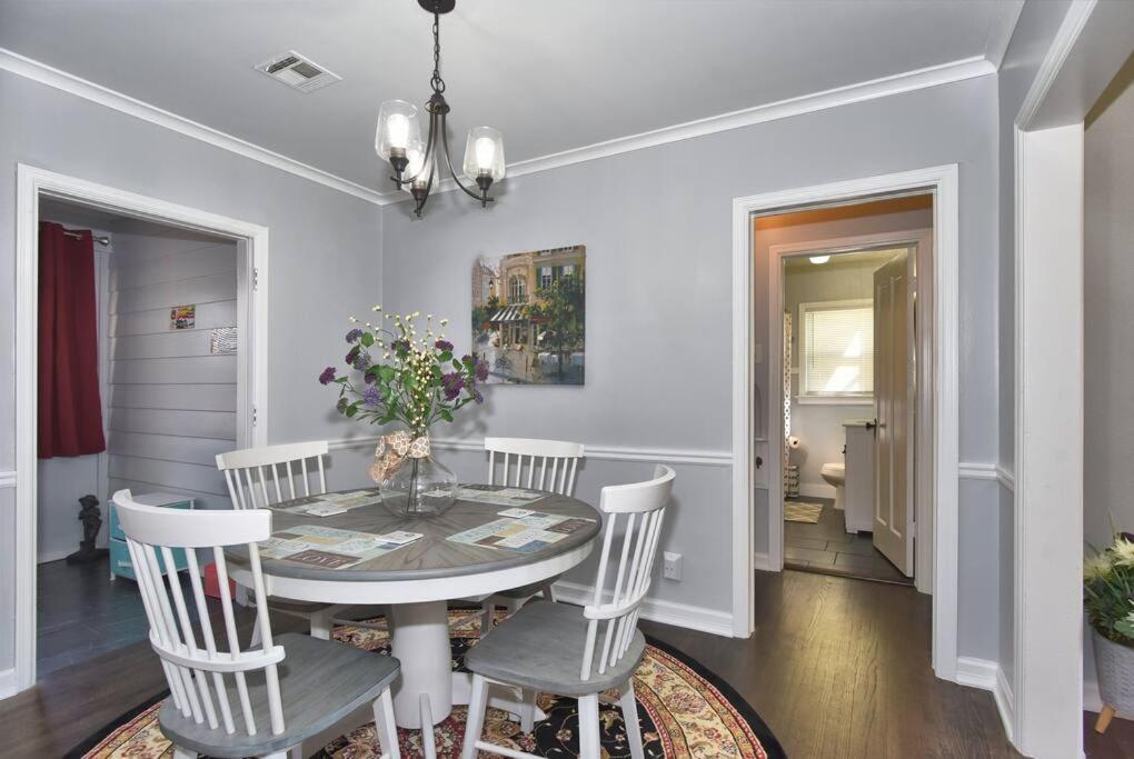Blue Flamingo'S Charming Home-Heart Of Tulsa2- Cherry St-Expo-11Th Bagian luar foto