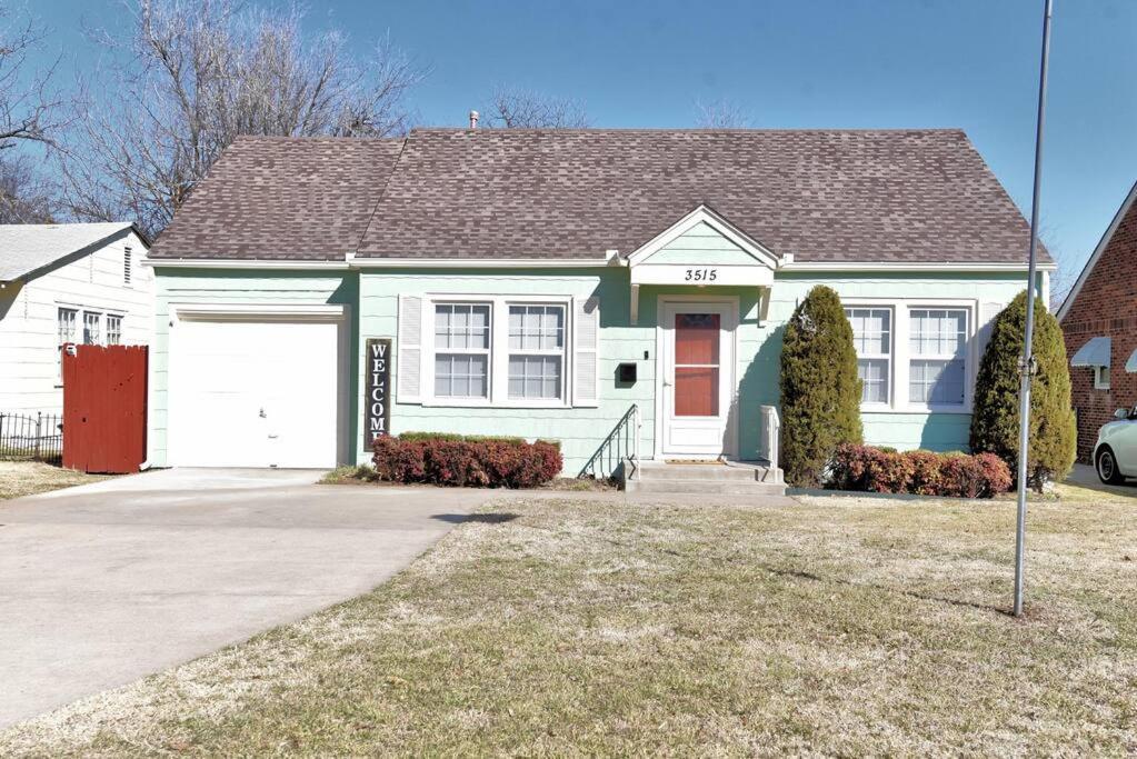 Blue Flamingo'S Charming Home-Heart Of Tulsa2- Cherry St-Expo-11Th Bagian luar foto