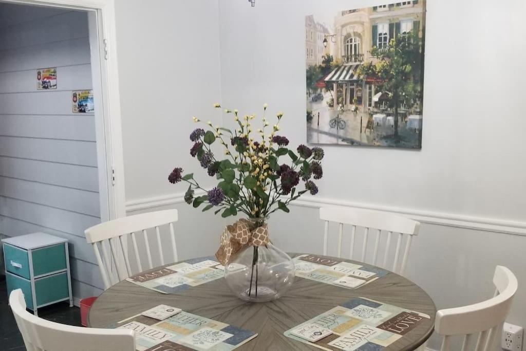 Blue Flamingo'S Charming Home-Heart Of Tulsa2- Cherry St-Expo-11Th Bagian luar foto