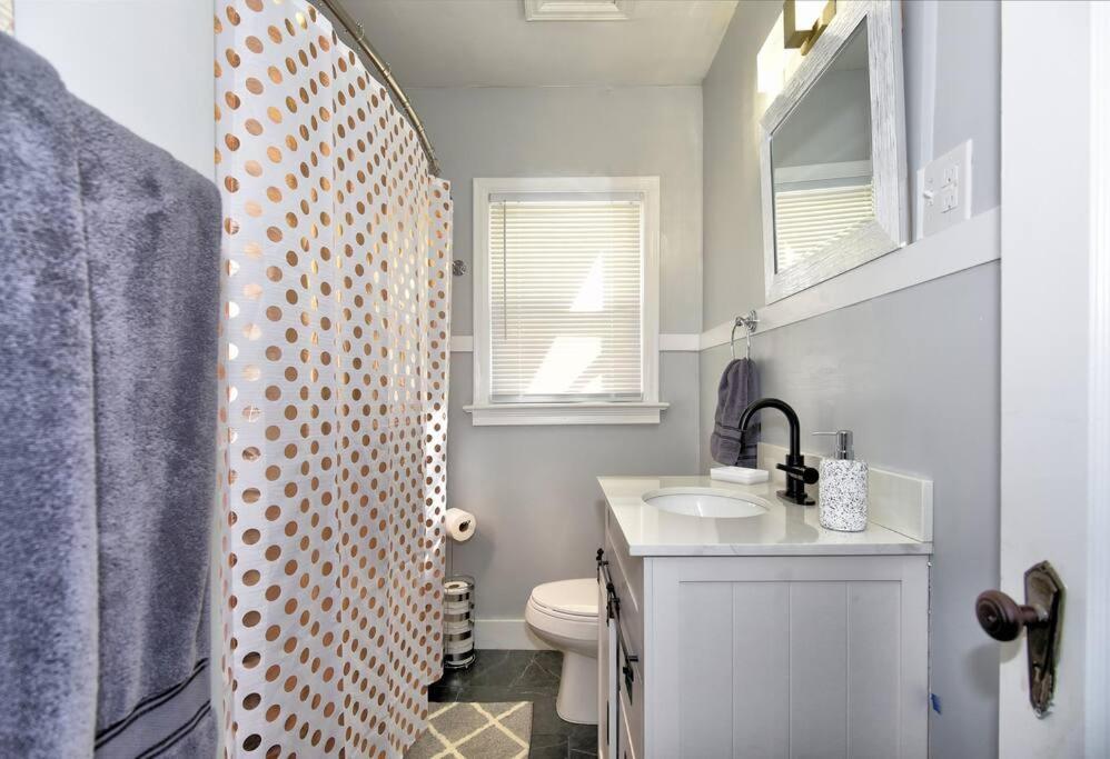 Blue Flamingo'S Charming Home-Heart Of Tulsa2- Cherry St-Expo-11Th Bagian luar foto
